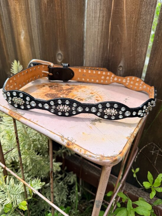 Tony Lama Black Leather Belt Crystal Studs  size 34 main image 4
